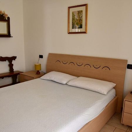 Baitin Finferlo Apartment Premadio Bagian luar foto
